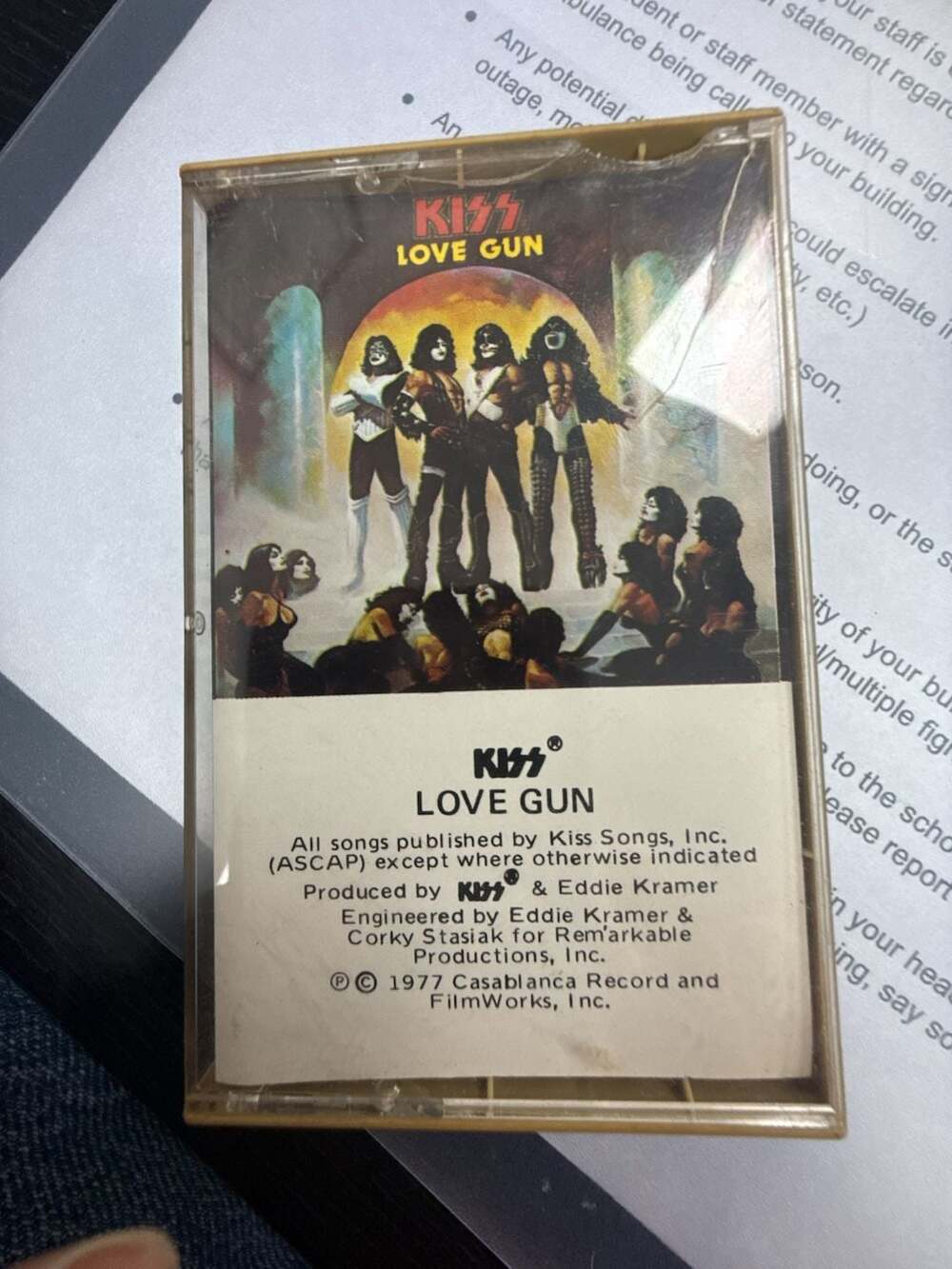 KISS Love Gun Cassette Tape 1977 Casablanca Records